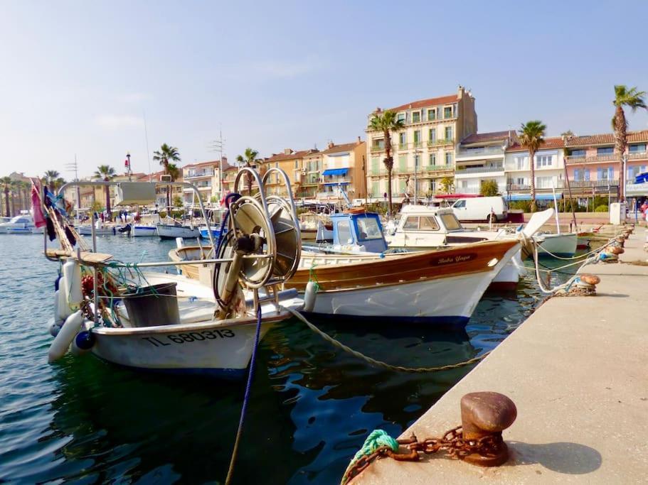 Bandol Roc Beach Vue Mer Grand T3 Face A La Plage Avec Parking Eksteriør bilde
